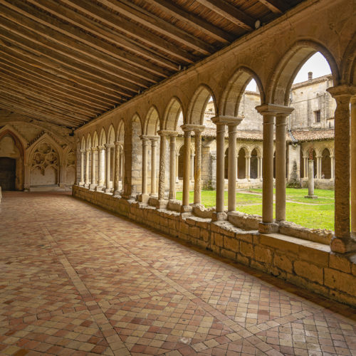 Cloitre de l'abbaye de Saint Emilion